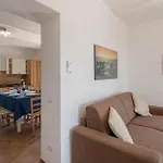 2 Bedroom Lovely In *