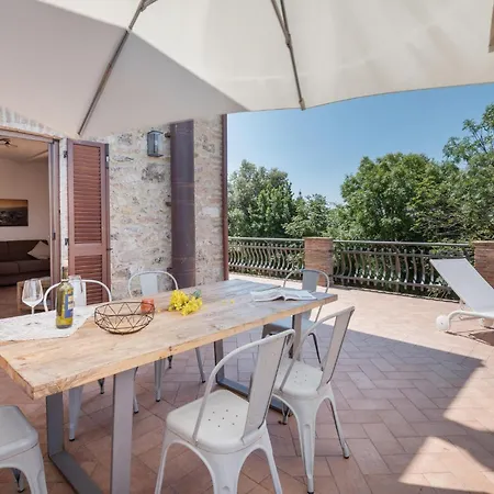 Lovely In With Kitchen